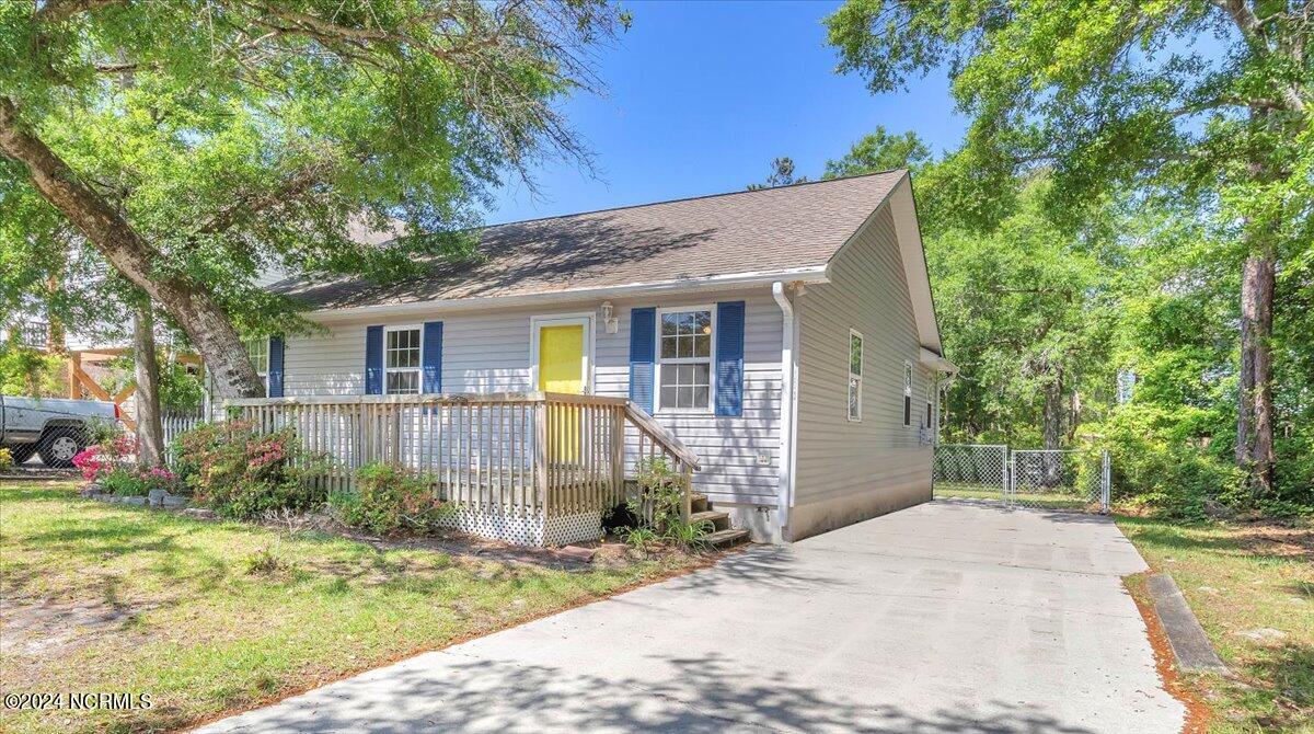 25th St, Oak Island, NC 28465