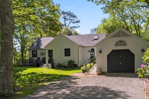 7 Ploughshare Ln, Oak Bluffs, MA, 02557-7159 | Card Image