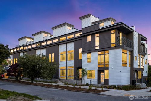 4414 Midvale Ave N, Seattle, WA, 98103 | Card Image