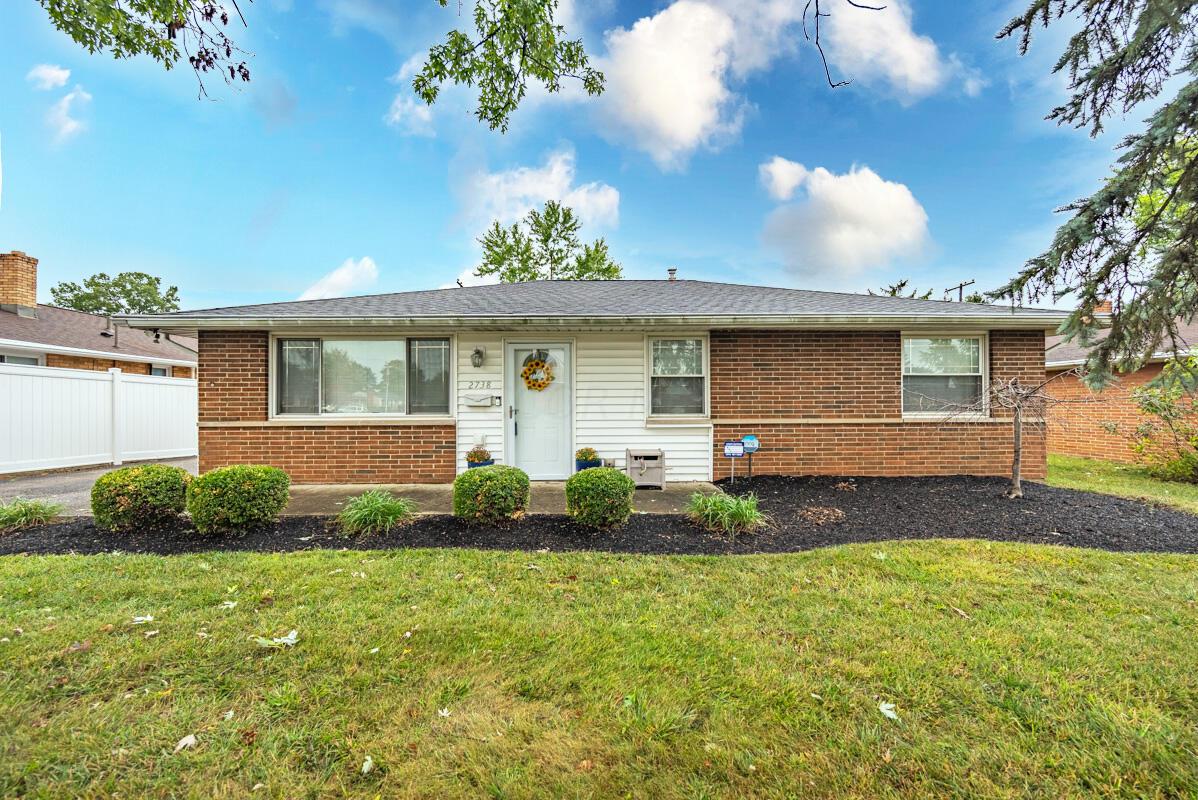 Kenny Ln, Grove City, OH 43123