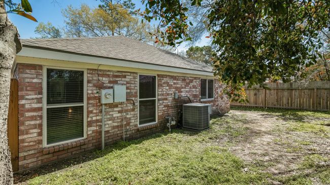31311 N Head Dr, House other with 3 bedrooms, 2 bathrooms and 2 parking in Spring TX | Image 27