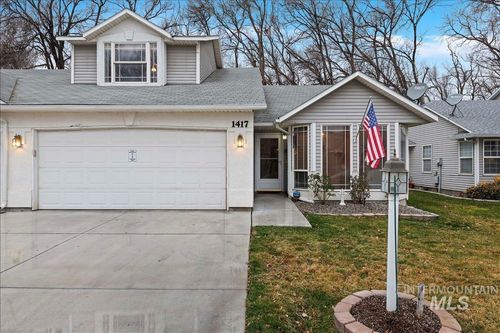 1417 Lois Ln, Nampa, ID, 83686-2852 | Card Image