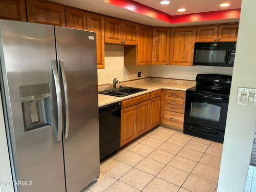 104-7960 E Camelback Rd, Scottsdale, AZ, 85251-2614 | Card Image