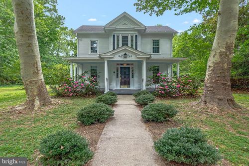 3952 Irvington Rd, Irvington, VA, 22480-2130 | Card Image