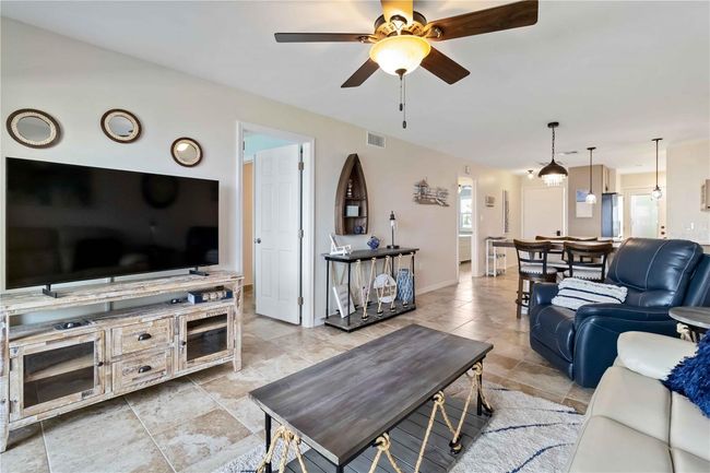 APT-2F - 1500 Park Beach Cir, Condo with 2 bedrooms, 2 bathrooms and null parking in PUNTA GORDA FL | Image 11