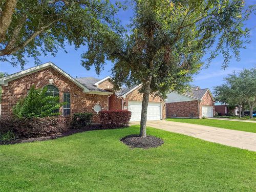 2516 Spring Landing Dr, Pearland, TX, 77584-3397 | Card Image