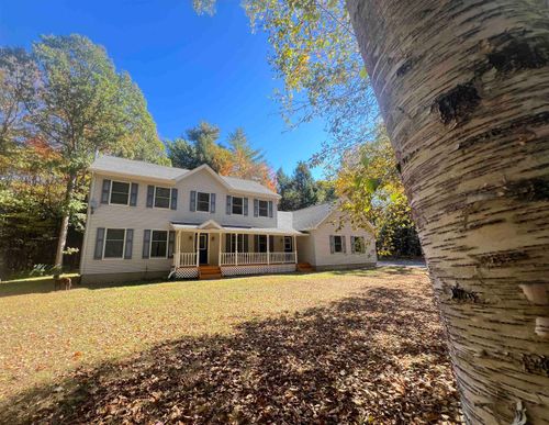 31 Poplar Ln, Vernon, VT, 05354-9578 | Card Image
