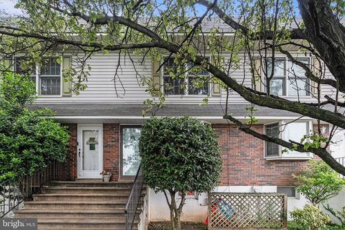 377 E Madison Ave, CLIFTON HEIGHTS, PA, 19018-2612 | Card Image