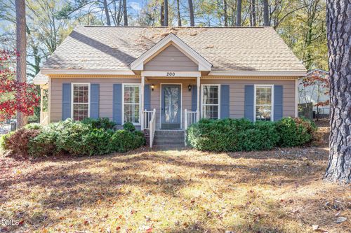 200 Coachman Dr, Garner, NC, 27529-4719 | Card Image