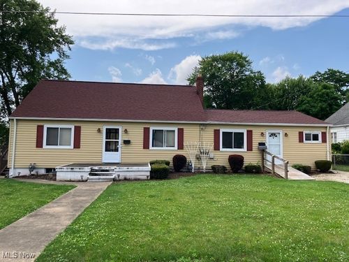 113 Howe St, Lodi, OH, 44254-1017 | Card Image