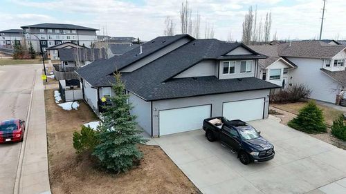 224 Lindsay Avenue, Red Deer, AB, T4R3P3 | Card Image