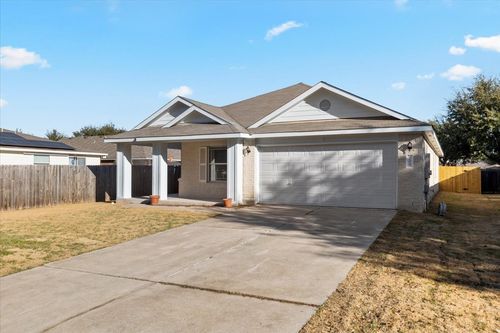 205 Peaceful Haven Way, Hutto, TX, 78634-4178 | Card Image