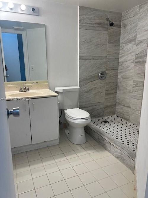 apt-305-8801 Wiles Rd, Coral Springs, FL, 33067-1831 | Card Image