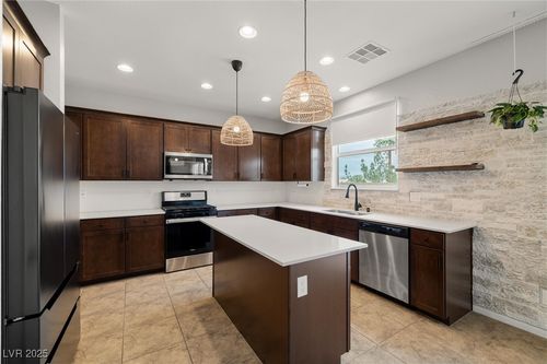 5623 Weeping Wall St, North Las Vegas, NV, 89031-3836 | Card Image