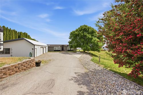 66 Lakeview Way, Brewster, WA, 98812-9693 | Card Image