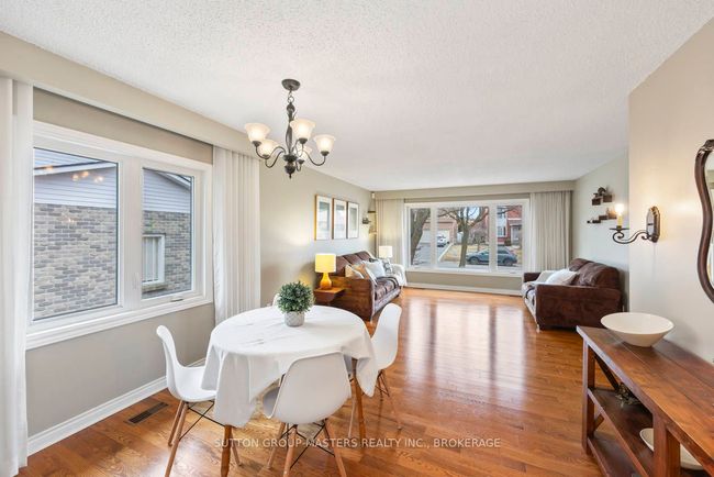 984 Ambleside Cres, House other with 5 bedrooms, 3 bathrooms and 2 parking in Kingston ON | Image 24