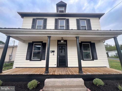 277 W 5th St, LEWISTOWN, PA, 17044-2020 | Card Image