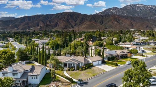 2421 Cliff Rd, Upland, CA, 91784-8302 | Card Image