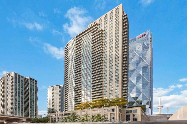 1913 - 18 Yonge St, Condo with 2 bedrooms, 2 bathrooms and null parking in Toronto ON | Image 29