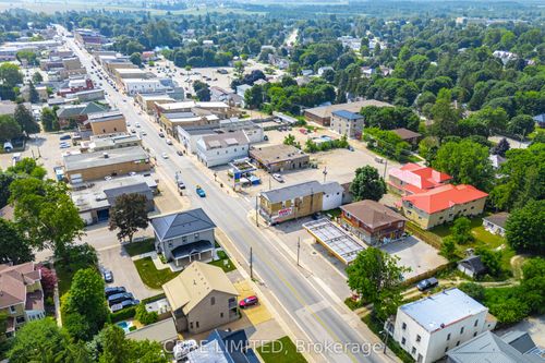 209 Main St N, Mount Forest, ON, N0G2L1 | Card Image