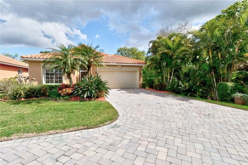 6180 Dorchester Way, Vero Beach, FL, 32966-6488 | Card Image