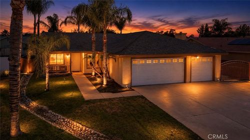 42849 Seal Rock Ct, Hemet, CA, 92544-4049 | Card Image
