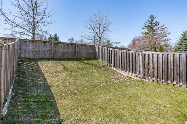 18 - 7 Atessa Dr, Condo with 3 bedrooms, 3 bathrooms and 1 parking in Hamilton ON | Image 39