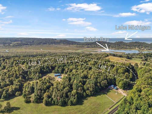 00-3 Carlson Rd, Frankfort, MI, 49635 | Card Image