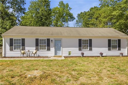 81 Easy St, Dutton, VA, 23050-9733 | Card Image