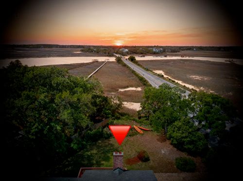 643 N Shore Dr, Charleston, SC, 29412-4230 | Card Image