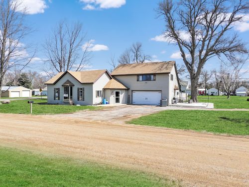 301 Sw Cole Ave, Avoca, MN, 56114-1004 | Card Image