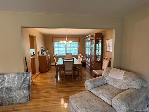 23 Flint Dr, Spring Valley, NY, 10977-2205 | Card Image