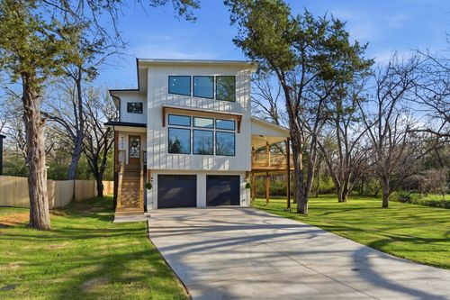 819 Dubois St, Denison, TX, 75020-7908 | Card Image
