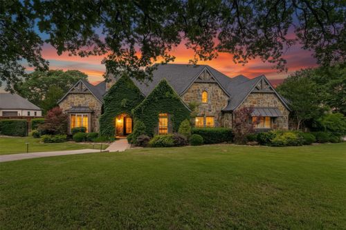 2042 Miracle Point Dr, Southlake, TX, 76092-7916 | Card Image