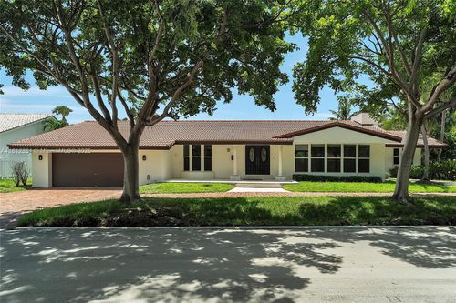 9 Gatehouse Rd, Sea Ranch Lakes, FL, 33308-2906 | Card Image