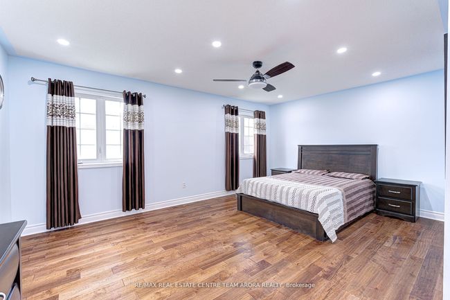 27 Beresford Cres, House other with 5 bedrooms, 4 bathrooms and 4 parking in Brampton ON | Image 19