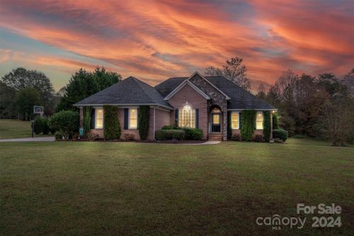 2513 Burton Estates Lane, Lincolnton, NC, 28092 | Card Image