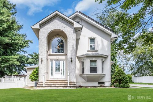 3 Lexington Dr, Piscataway, NJ, 08854-2826 | Card Image