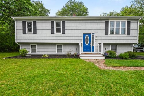 74 S Douglas St, Rockland, MA, 02370-2159 | Card Image
