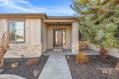 2415 W Sheridan Ave, Nampa, ID, 83686-5698 | Card Image