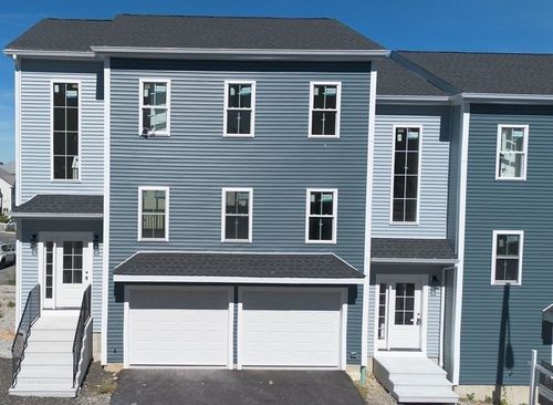 17-A Mott St, Worcester, MA, 01604-4248 | Card Image
