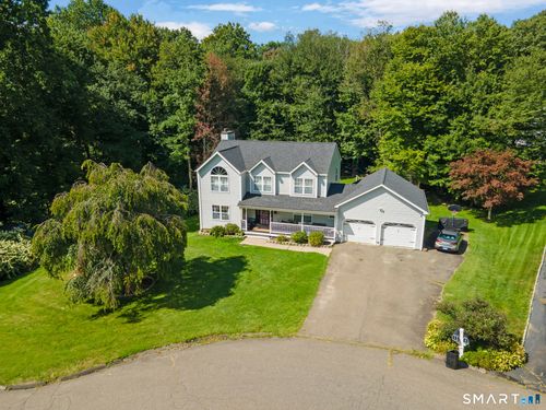 2 Quail Hollow Ct, Beacon Falls, CT, 06403-1283 | Card Image