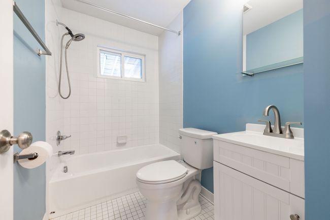 34583 Julie Dr, House other with 4 bedrooms, 2 bathrooms and null parking in Romulus MI | Image 15