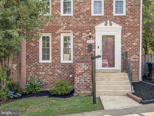 1012 N Pelham St, ALEXANDRIA, VA, 22304-1906 | Card Image