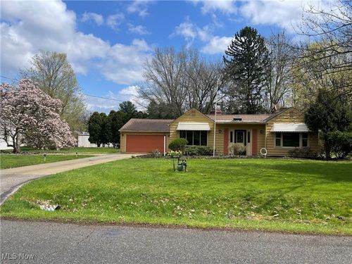 7989 Vesta Ave, Northfield, OH, 44067-2042 | Card Image