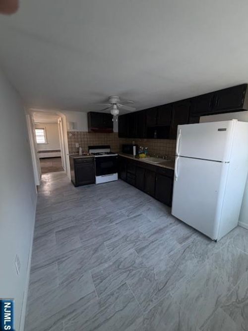 114 Glover Ave, Woodland Park, NJ, 07424-2882 | Card Image