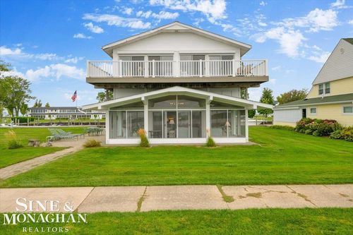 9675 S Channel Dr, Harsens Island, MI, 48028-9773 | Card Image