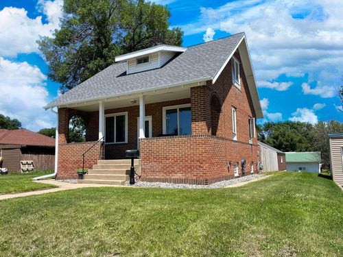 720 W Central St, Springfield, MN, 56087-1116 | Card Image