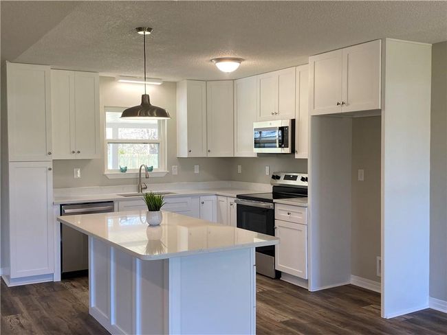 8960 Grand Bay Wilmer Rd S, House other with 4 bedrooms, 3 bathrooms and null parking in Grand Bay AL | Image 5