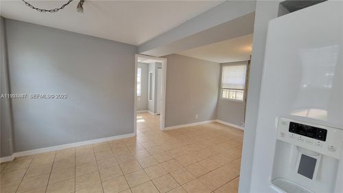 apt-5-306 Hawthorne Dr, Lake Park, FL, 33403-2736 | Card Image